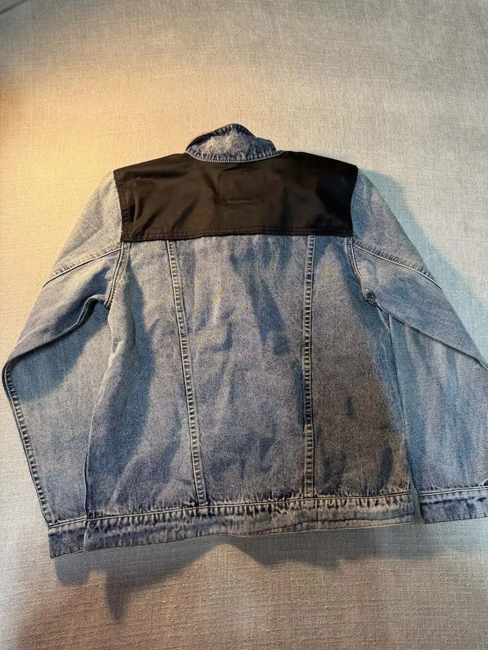 Levi's Youth Zip-Up Mixed Media Denim Trucker Jacket with Nylon Yoke